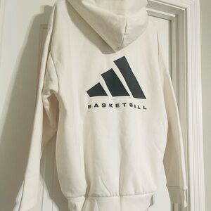 🤩Adidas Cloud White Unisex Basketball Hoodie 🏀